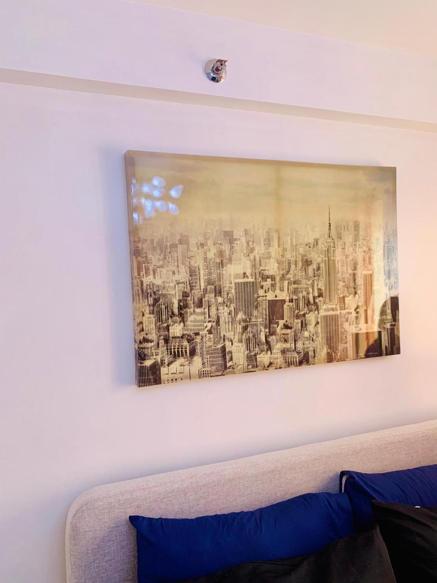 Apartment A's Place - Downtown, Stunning With Pool! *