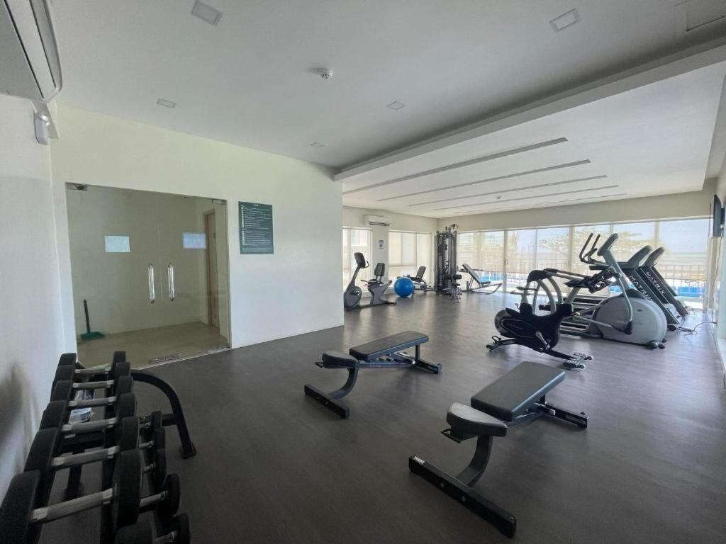 Apartment A's Place - Downtown, Stunning With Pool! *