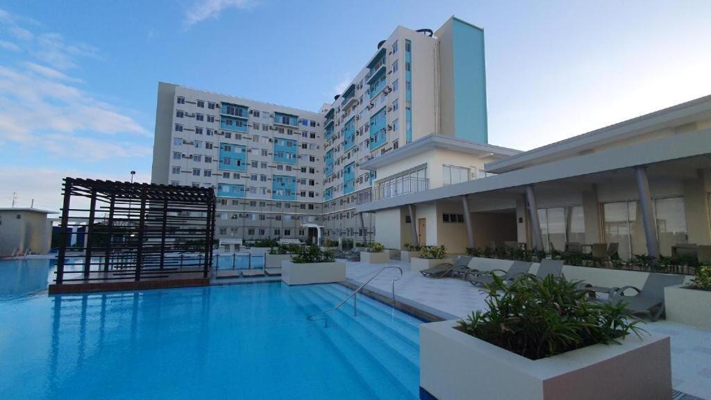 A's Place - Downtown, Stunning With Pool! Apartment Dumaguete City