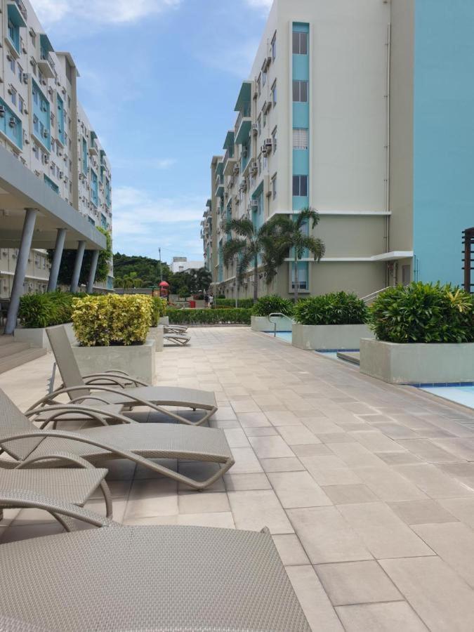 Apartment A's Place - Downtown, Stunning With Pool!